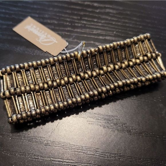 Beautiful Premier Designs Brass Stretchy bracelet. Can be worn multiple ways for - Picture 7 of 7